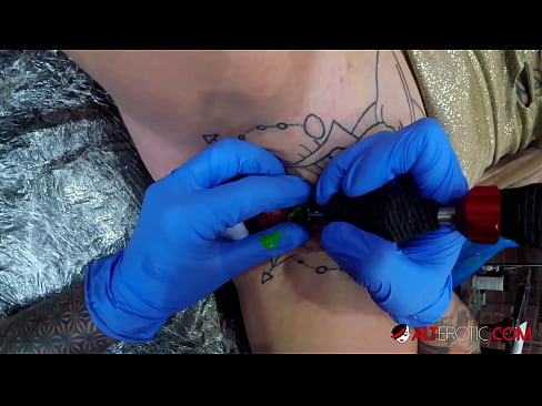 ❤️ Sully Savage oo aad u tattooed ayaa Kintirkeeda ku sawirtay tattoo ❤❌ Muqaal dabada %so.porn-milf-300.ru ﹏