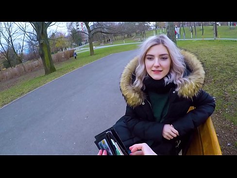 ❤️ Wuxuu liqaa shisheeyaha shisheeyaha lacagtiisa - dharbaaxo beerta dhexdeeda oo ay samaysay Eva Elfie ❤❌ Muqaal dabada %so.porn-milf-300.ru ﹏